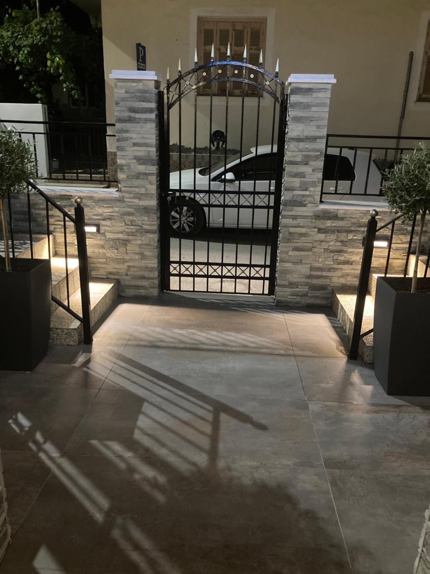 The Mits Luxury Apartments Skiathos-Stadt Exterior foto